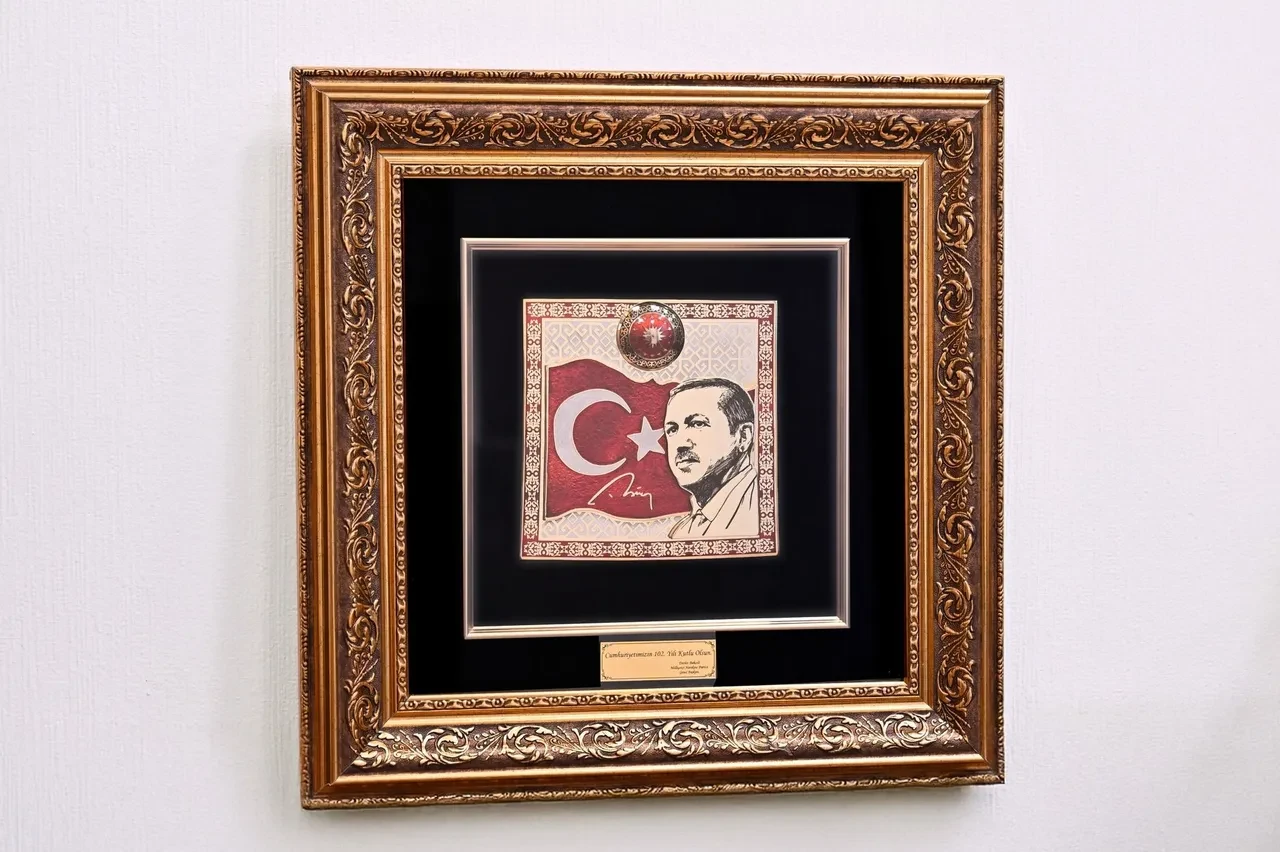 MHP Genel Başkanı Bahçeli'den Cumhurbaşkanı Erdoğan'a hediye!