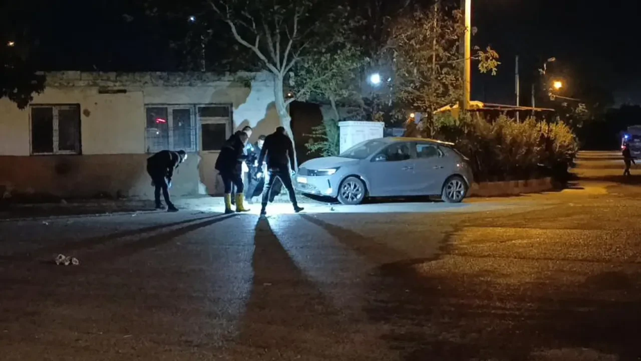 Otobüs kundaklanınca fark edildi! Aracın altından düzenek çıktı