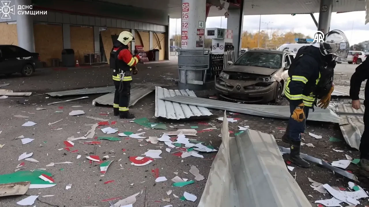Rusya, Ukrayna'da akaryakıt istasyonunu saldırdı! Yaralılar var
