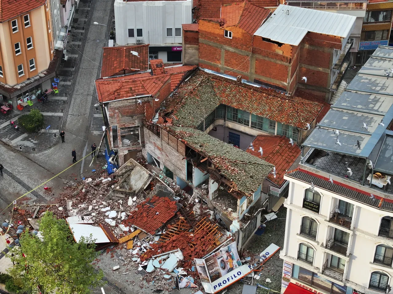 Sındırgı depremi sonrası uzman isimden endişe verici açıklama! 'Ölü faylar canlandı'