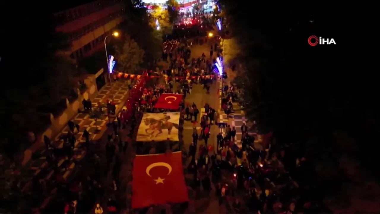 Siverek'te fener alayı yürüyüşü düzenlendi!