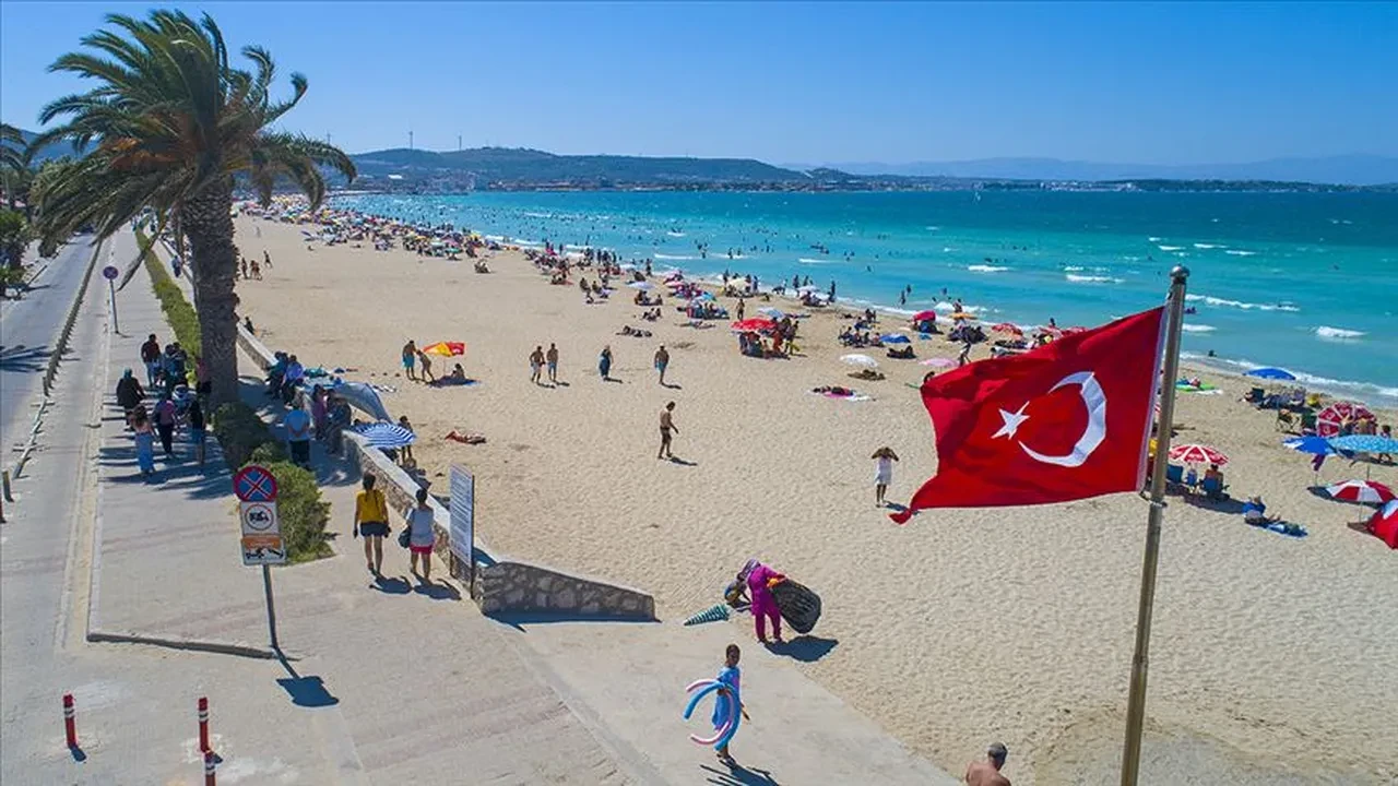 Türkiye turizmde rekor üstüne rekor kırıyor: 62 milyon ziyaretçi, 61 milyar dolar gelir
