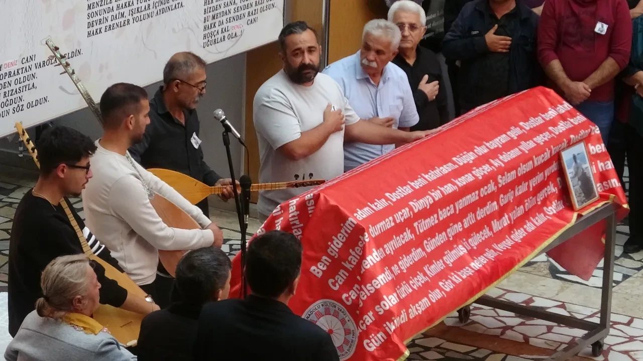 Yürek burkan kaza! Babasının mezarından dönerken hayatını kaybetti