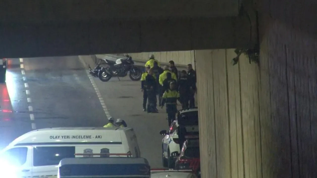 Beşiktaş'ta motosiklet kazası! Sürücü öldü, yolcu yaralı