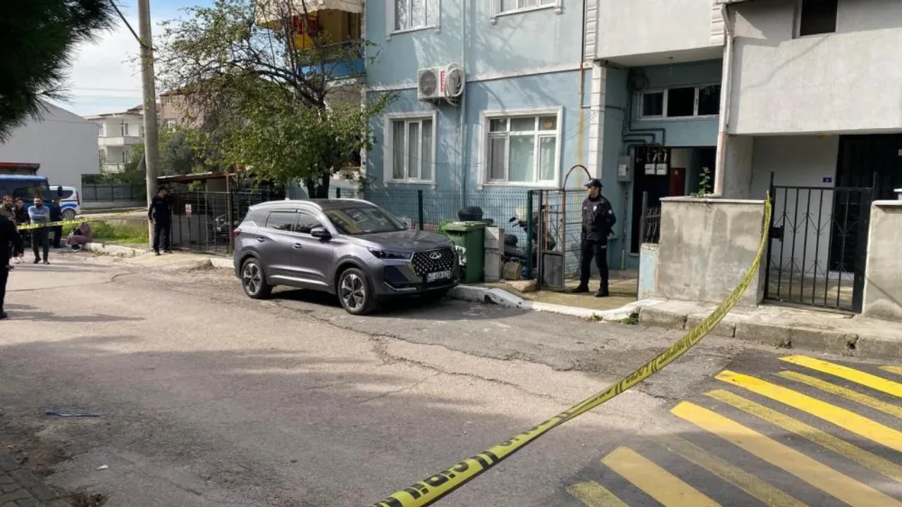 Bir kadın cinayeti daha! 4 çocuk annesini vahşice katletti sonra intihara kalkıştı