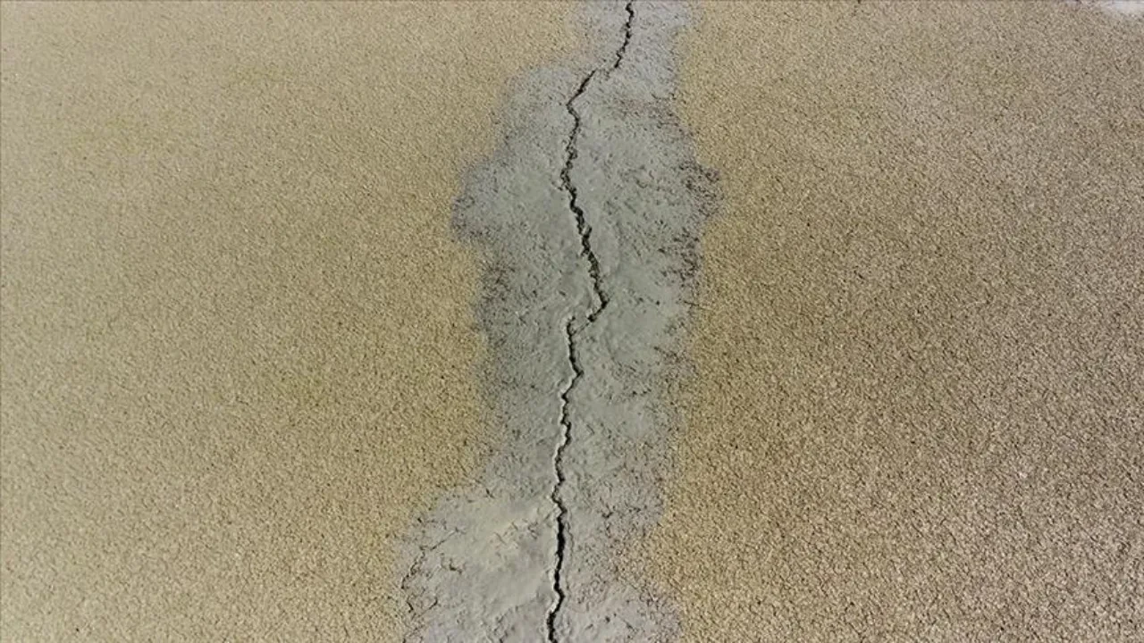 Evinizin altından fay hattı mı geçiyor? İstanbul’da deprem riski en yüksek ilçeler belli oldu