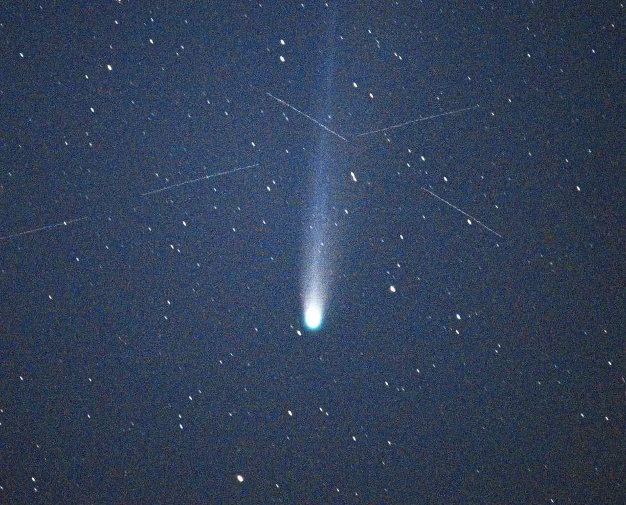Lemmon kuyruklu yıldızı Bitlis semalarında