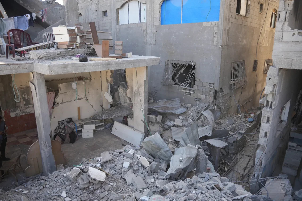 Ölümle beraber yaşamak: Filistinli aile her an 'patlamaya hazır' bombayla aynı evde