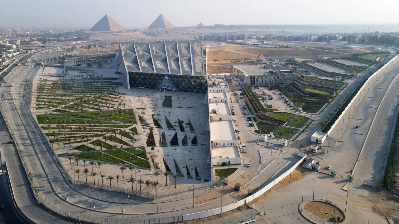 Onlarca yıllık bekleyiş sona erdi! Dünyanın en büyük müzesi kapılarını açıyor: Maliyeti dudak uçuklattı