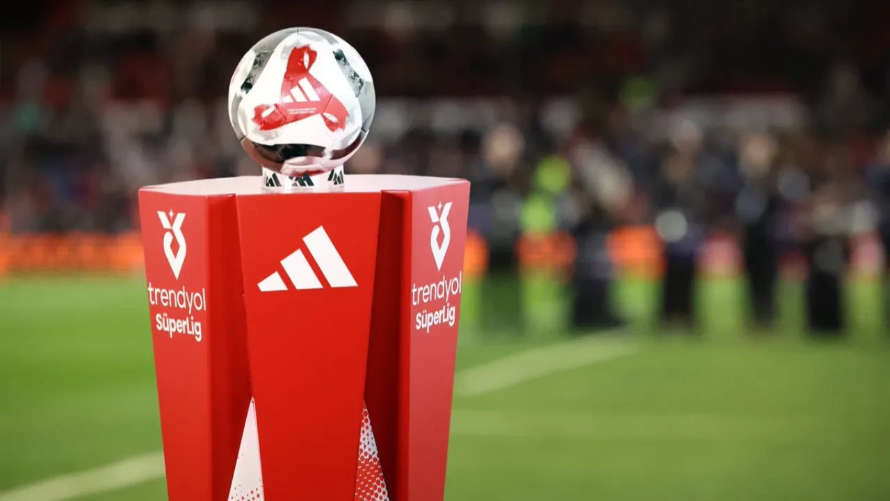 Trendyol Süper Lig'de teknik direktör ayrılığı duyuruldu!