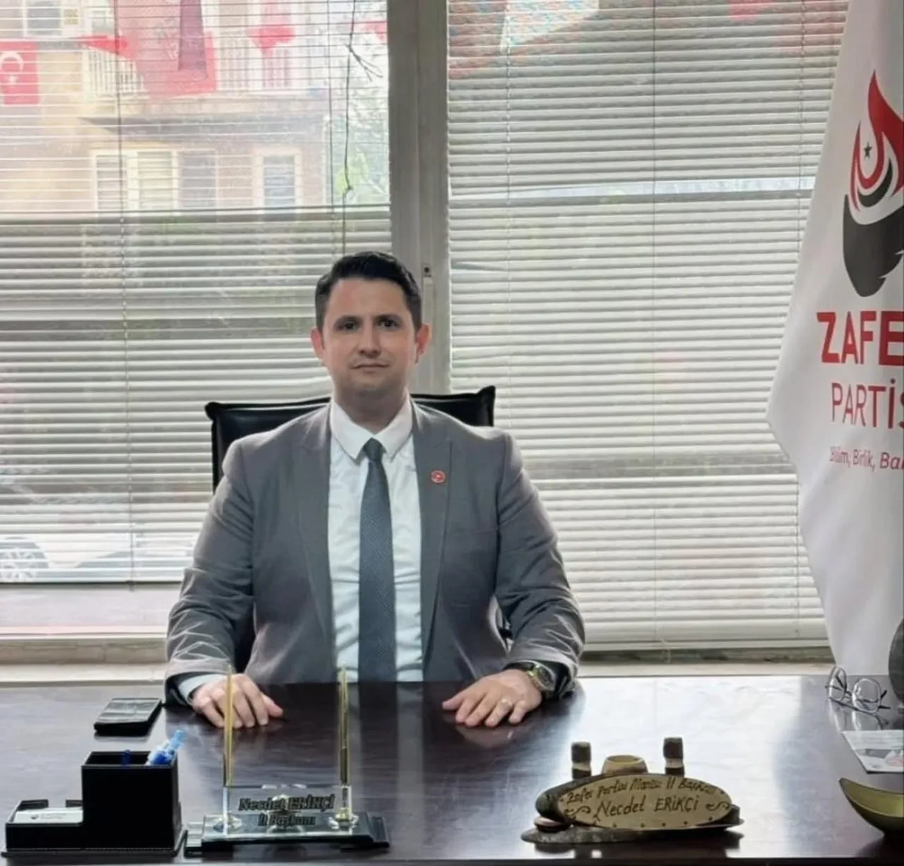 Zafer Partisi'nde deprem! Başkanla birlikte 150 kişi istifa etti