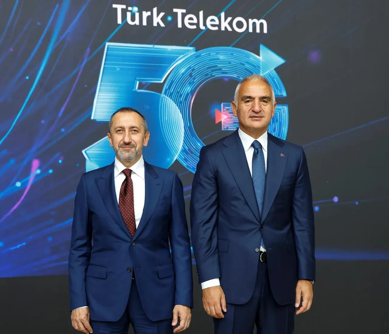 5G teknolojisi ilk kez AKM’de sanatla buluşuyor! Türk Telekom’dan sanatin kalbi AKM’de 5G deneyimi