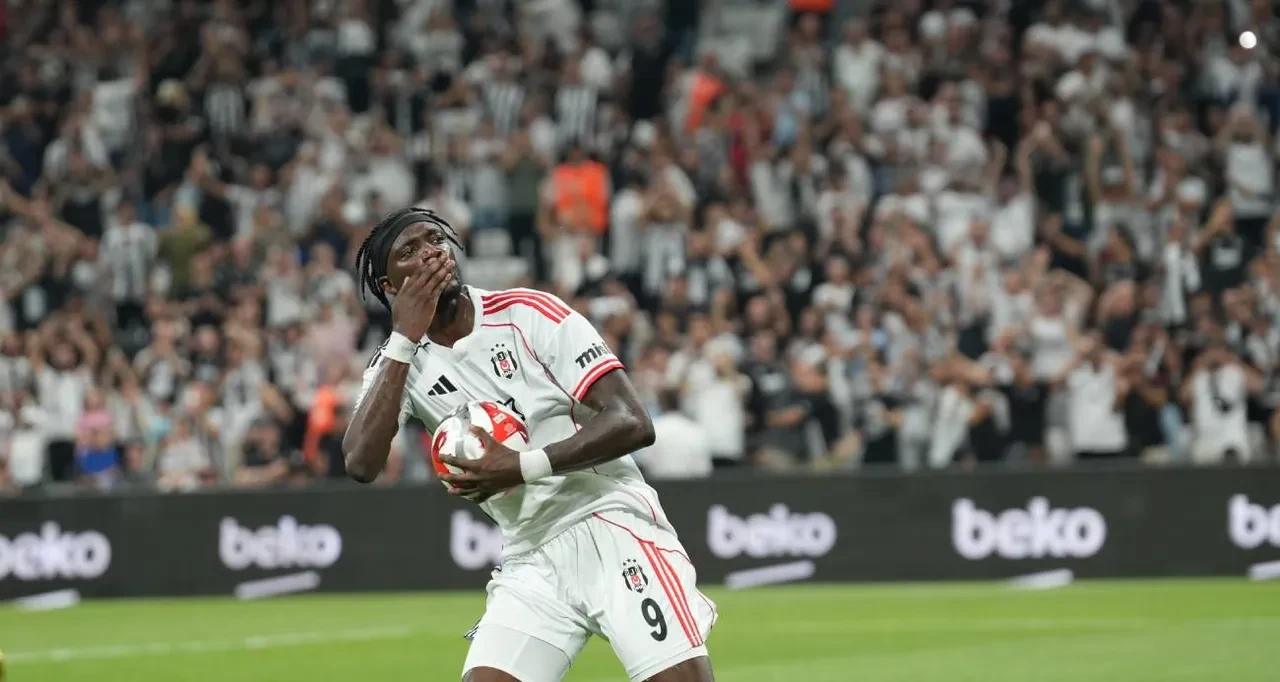 Abraham Galatasaray maçında oynayacak mı? Derbi öncesi Abraham'ın sakatlığında son durum