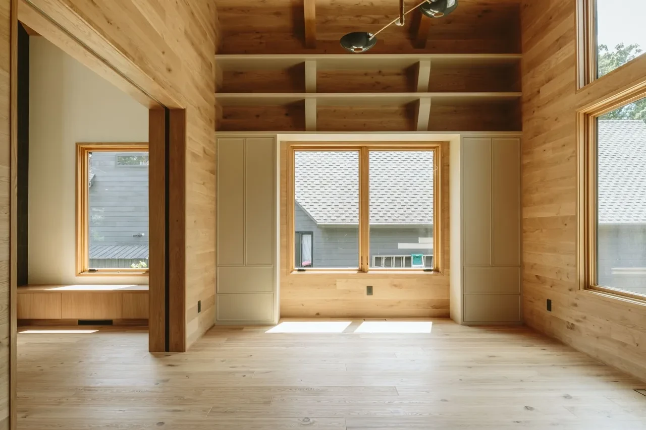 Evinize bambaşka bir dokunuş yapın! Solmuş parkeler meğer bu yöntemlerle parlatılıyormuş