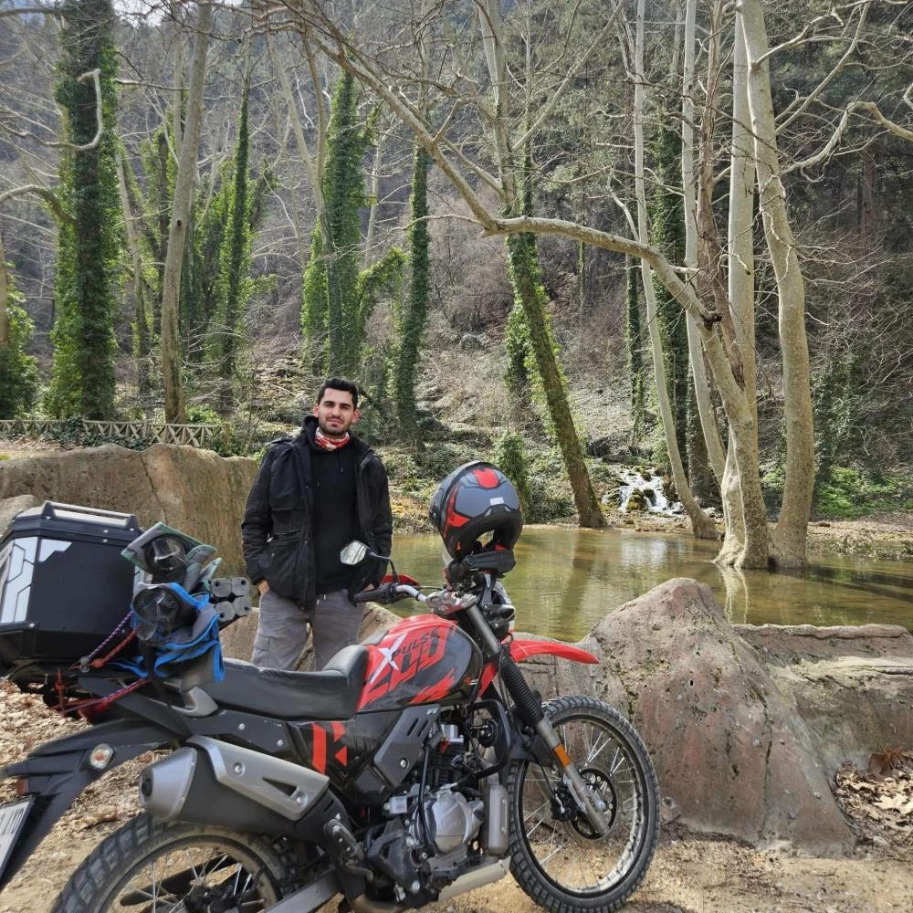 Mersin’de motosiklet kazasında 25 yaşındaki sürücü hayatını kaybetti