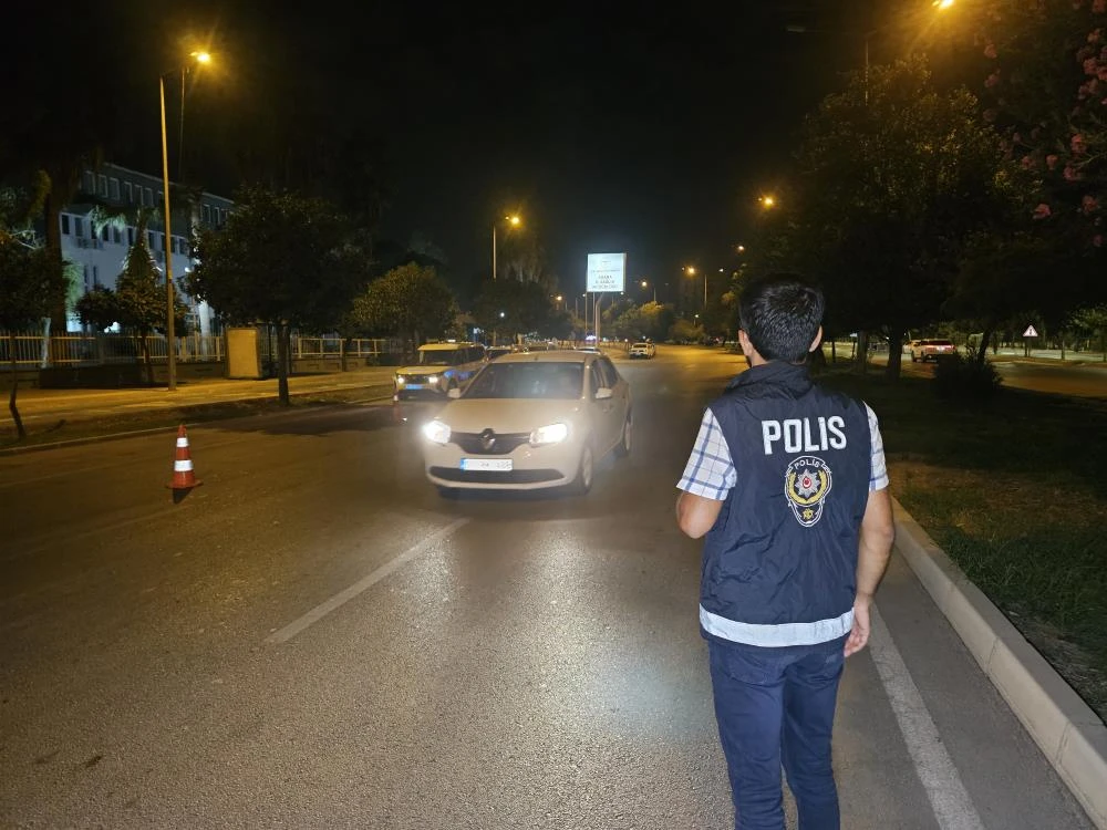 Adana’da ‘Huzur ve Güven’ uygulaması: 79 gözaltı, 15 silah ele geçirildi