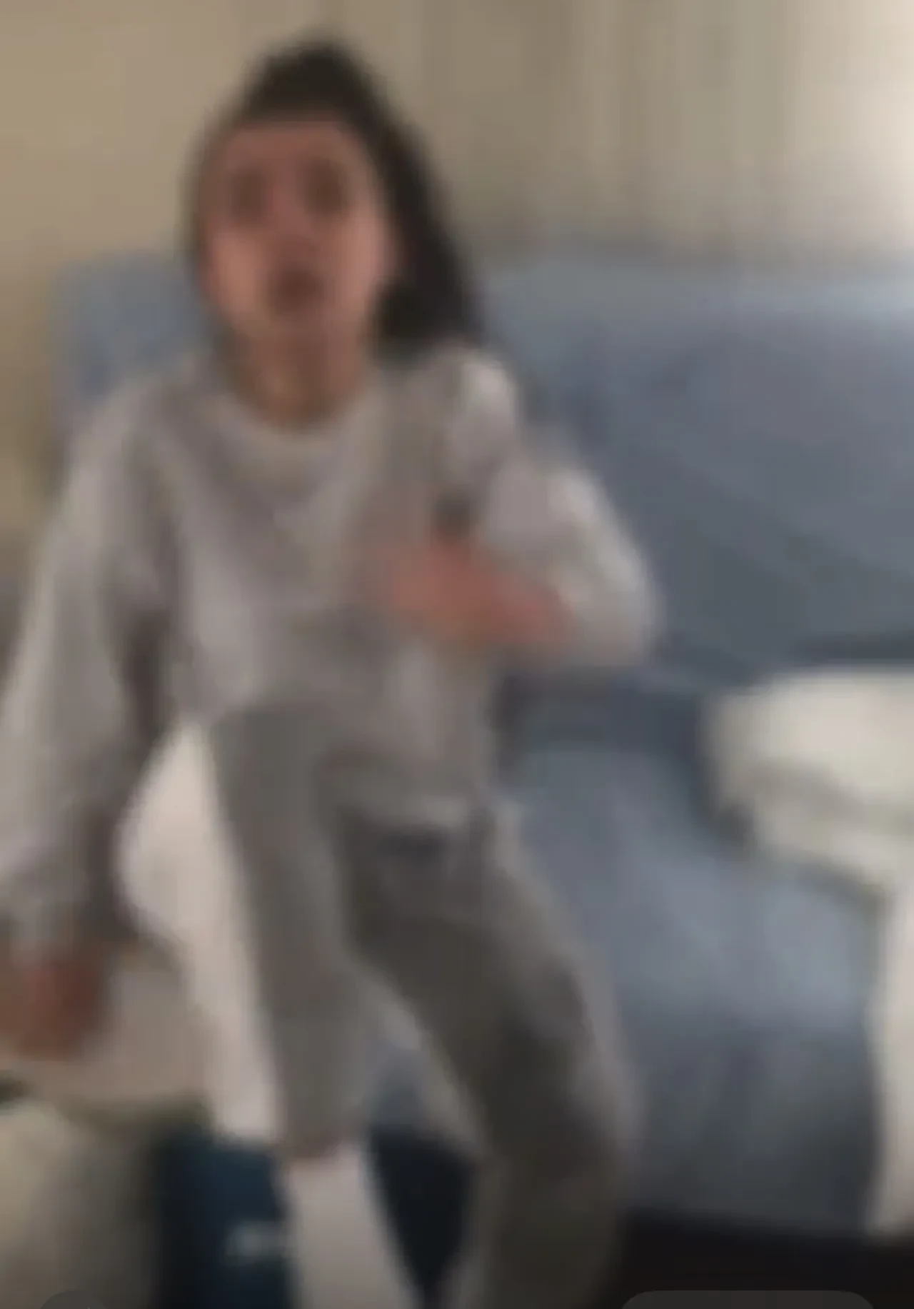 Kız kardeşine kaynar suyla eziyet etmişti: Ağabey ve babanın suç dosyası kabarık çıktı