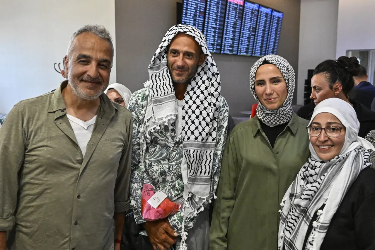 Sumud Filosu'nun İtalyan kaptanı Müslüman oldu: İsrail askerleri dua etmelerini engelledi