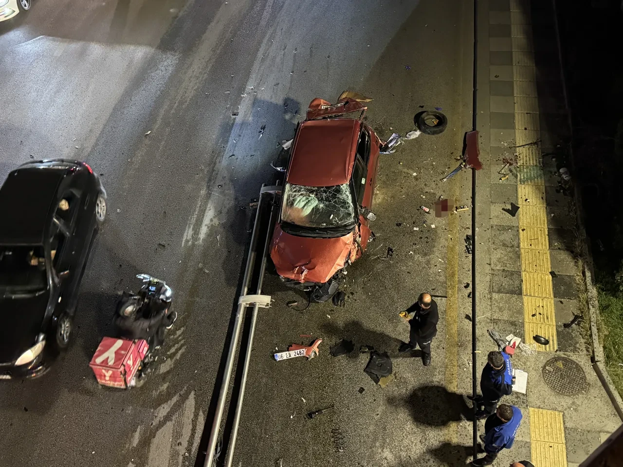 Ankara'da korkunç kaza: Otomobil köprüden düştü