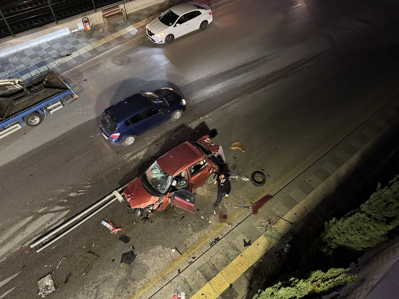 Ankara'da korkunç kaza: Otomobil köprüden düştü