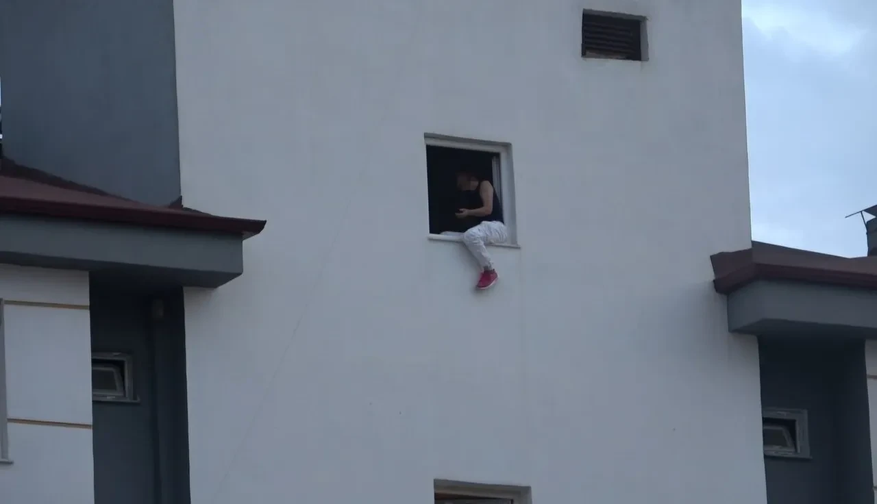 Antalya'da dehşet! 6 çocuğu diri diri yakmaya çalıştı: Mahallenin kabusu oldu