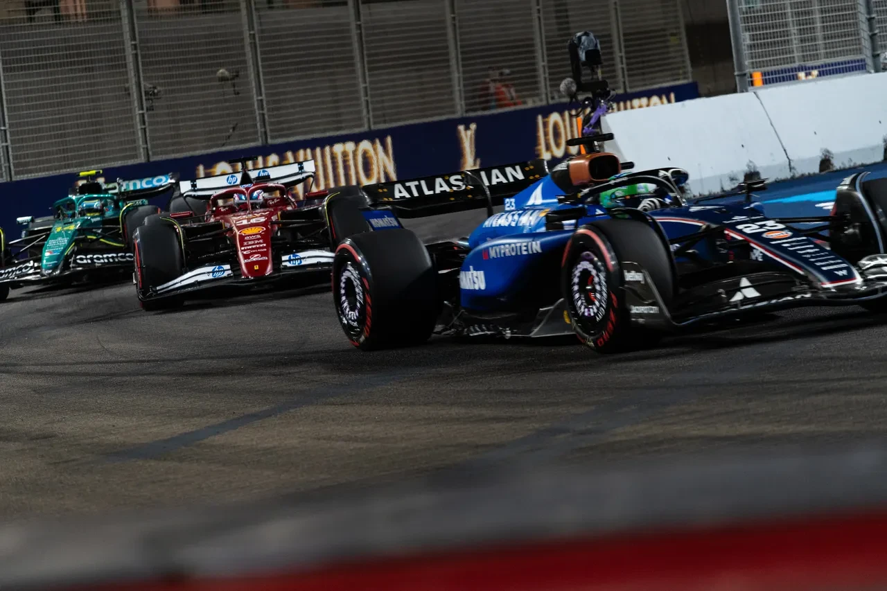 F1 Singapur GP hangi kanalda, saat kaçta? Pole pozisyonu George Russel'ın