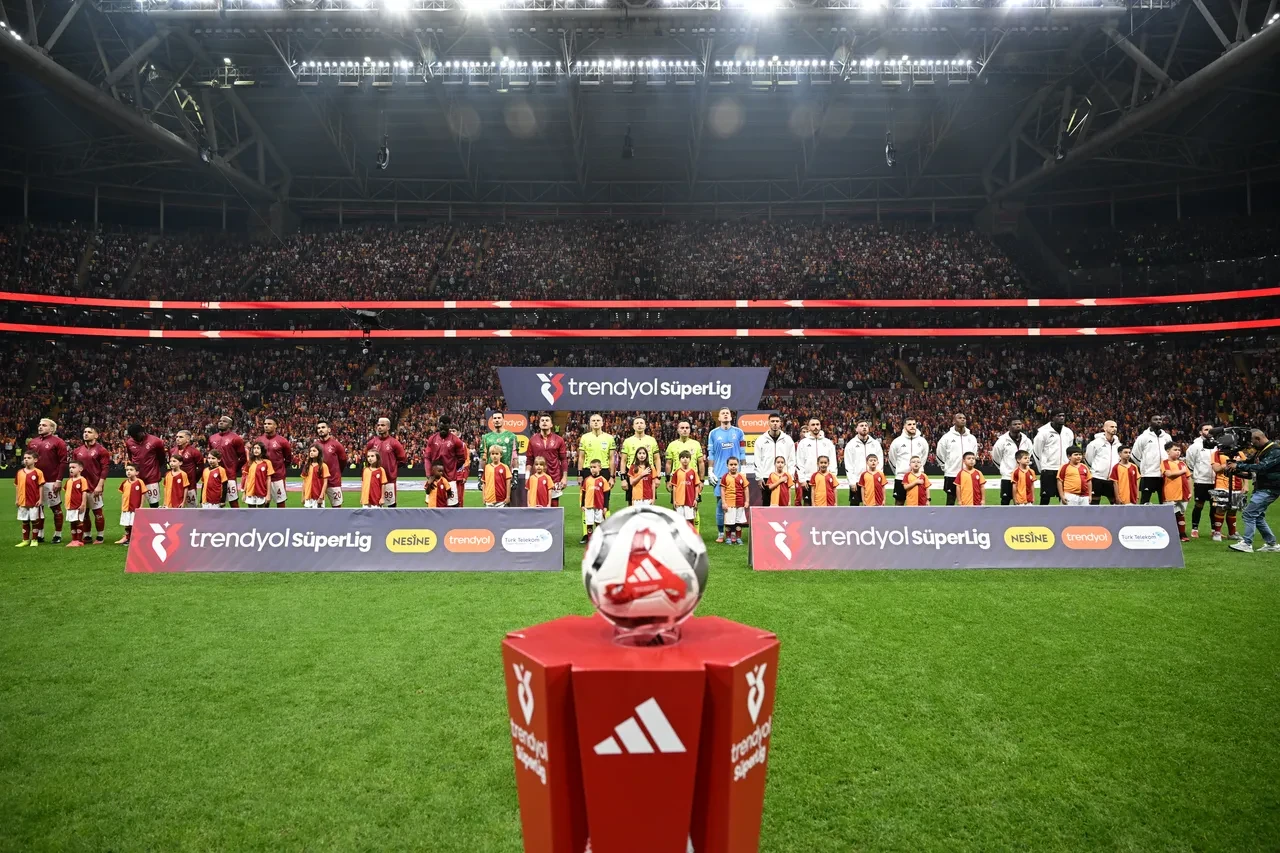 Galatasaray-Beşiktaş maçında 'kural hatası' iddiası: Derbi tekrar edilebilir