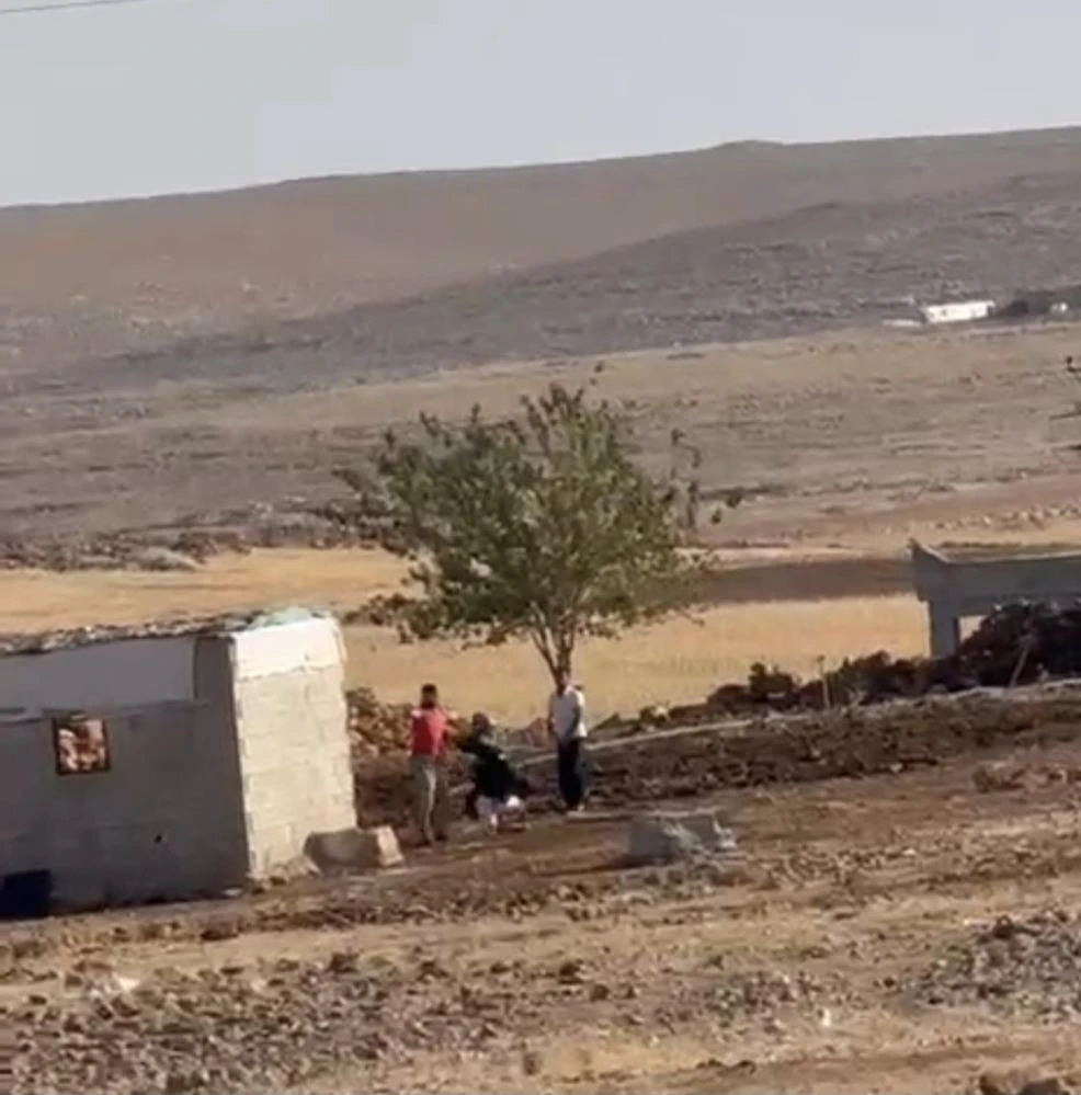 Siverek’te aileler arasında silahlı çatışma kamerada