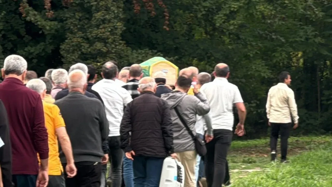 Kocaeli'deki patlamada can veren işçiye acı veda