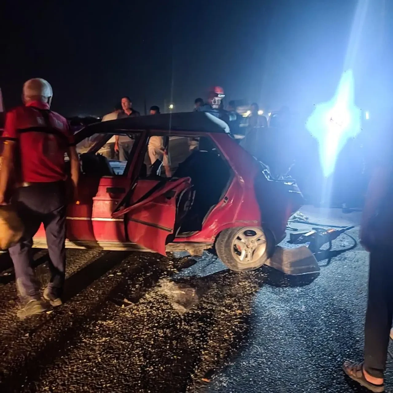 Mersin'de iki otomobil çarpıştı: Ölü ve yaralılar var!