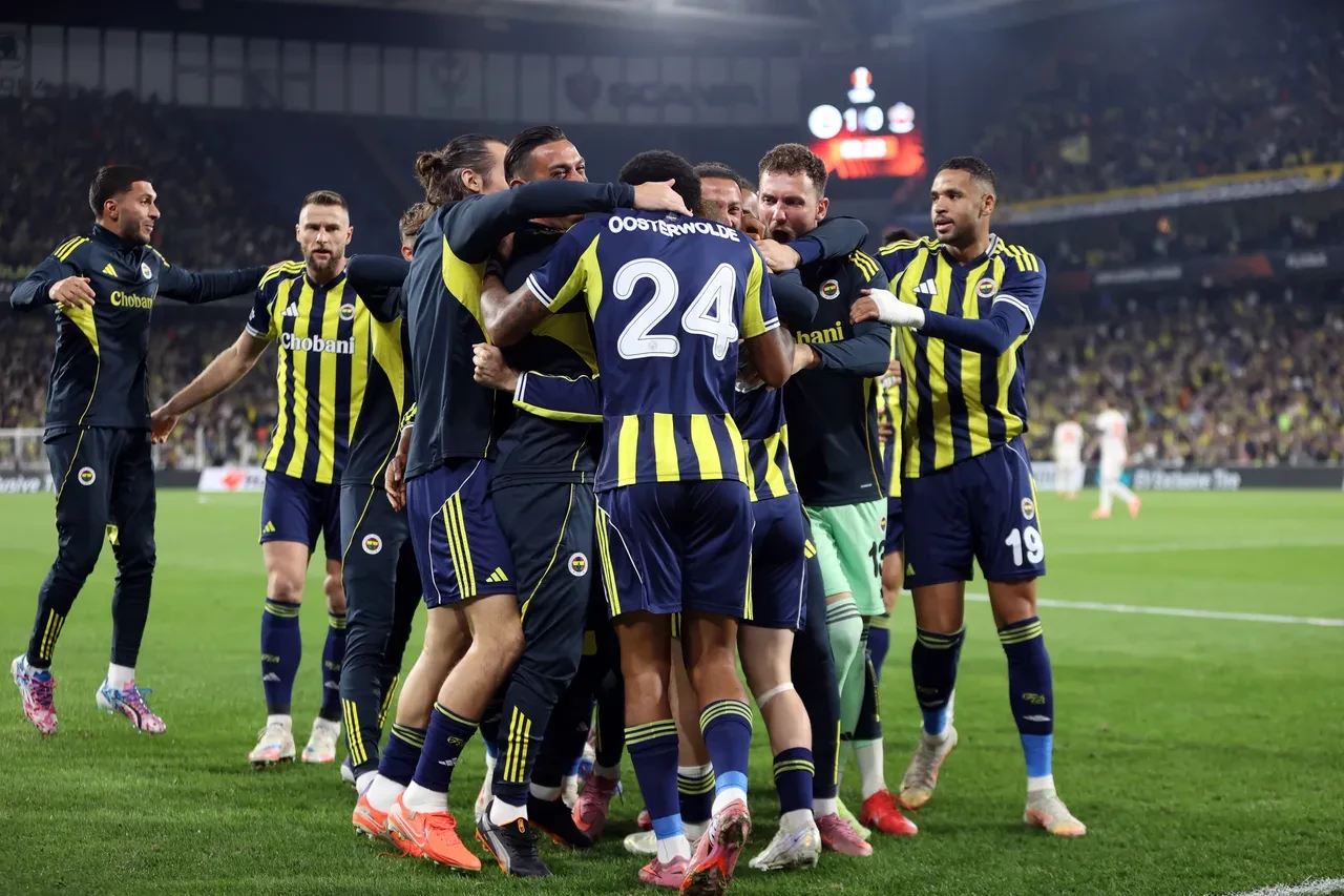 Samsunspor Fenerbahçe maç kadrosu, ilk 11! Karşılaşmaya saatler kaldı