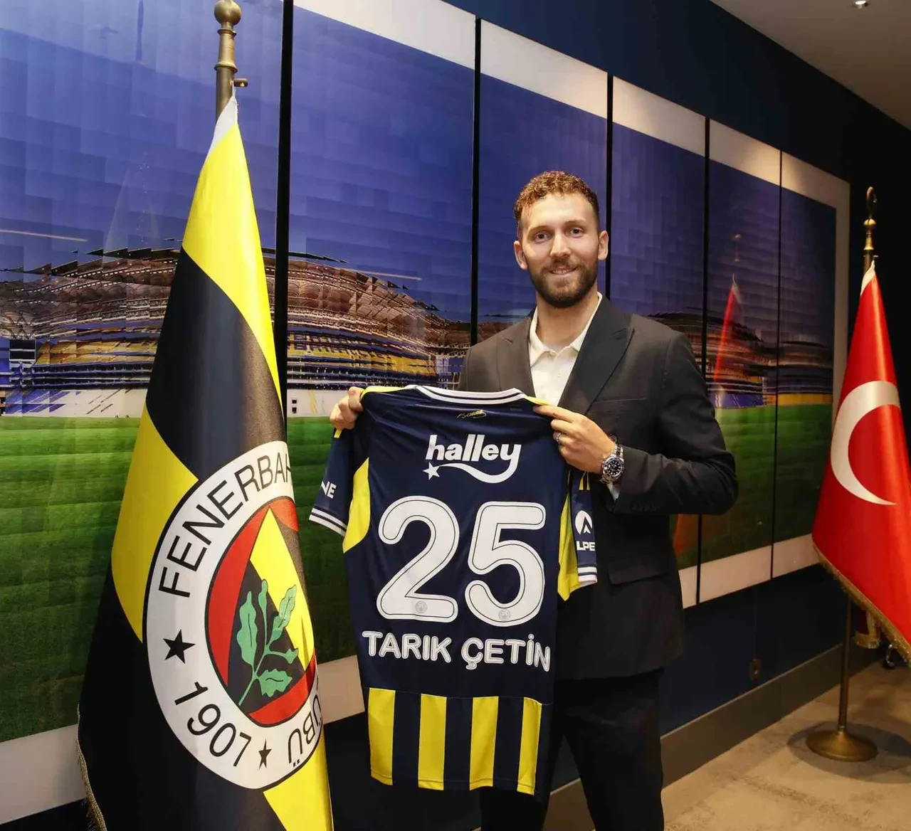 Tarık Çetin kimdir, hangi takımlarda oynadı, kaç yaşında? Fenerbahçe'nin Samsunspor maçında kalesini koruyacak
