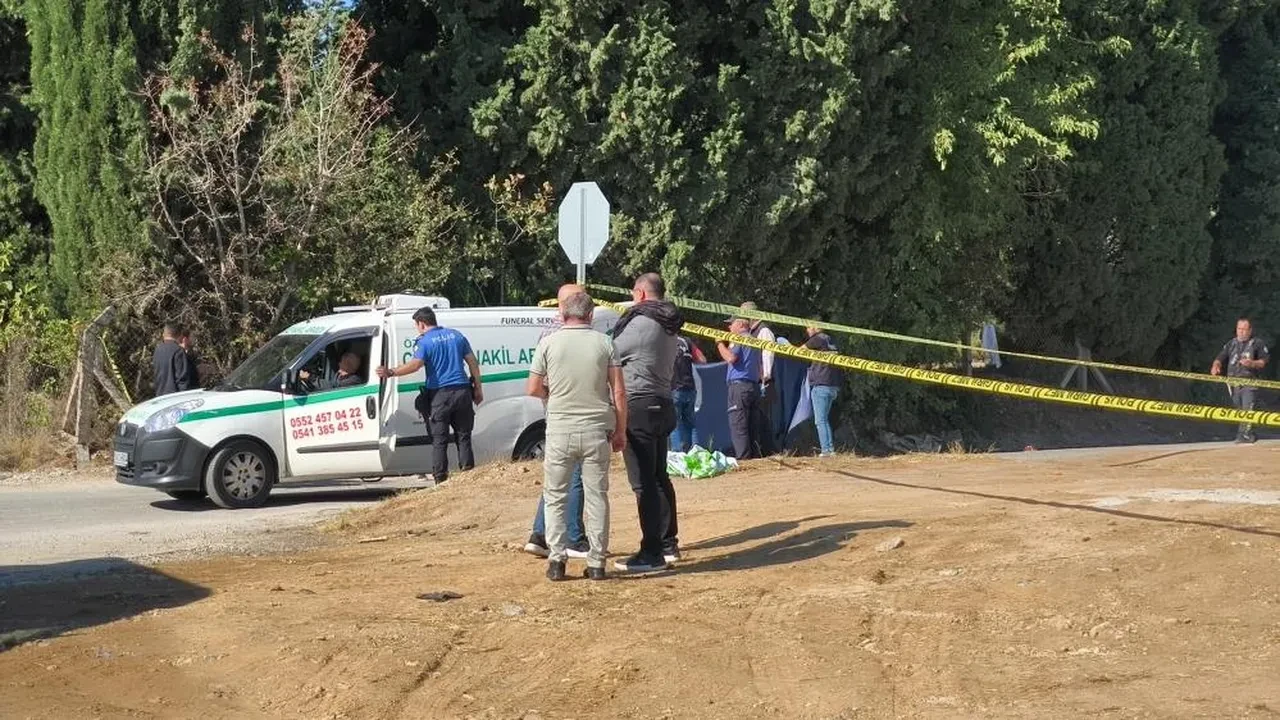 Araçla takip etti, önlerini kesip rastgele ateş açtı! Husumetlisi yerine başka birini öldürdü