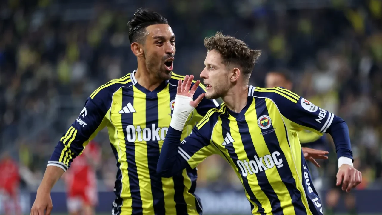 Fenerbahçe'de bileti kesilen ilk isim! Ocak ayında veda ediyor