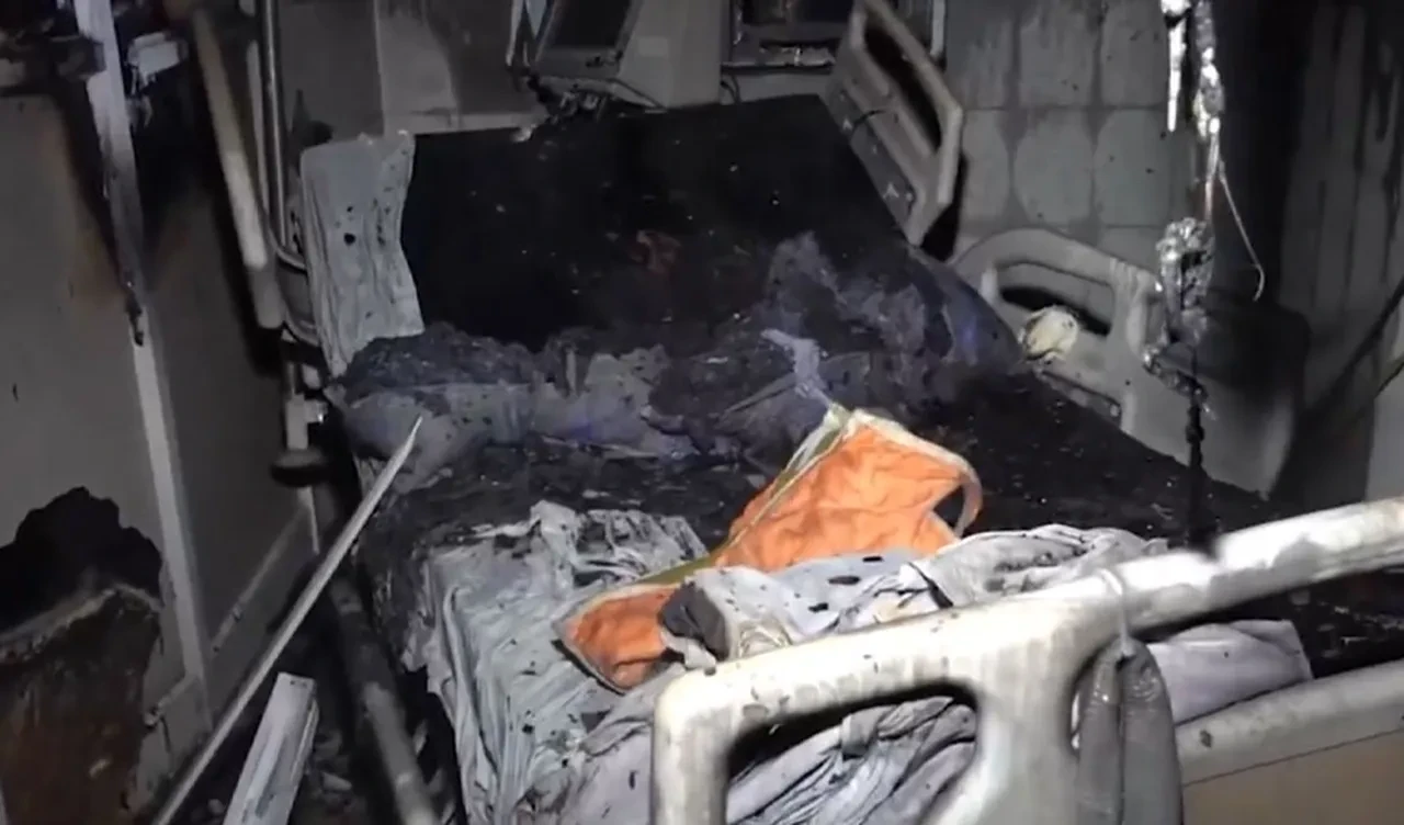 Hastanenin yoğun bakım ünitesi alevlere teslim oldu! Çok sayıda ölü var