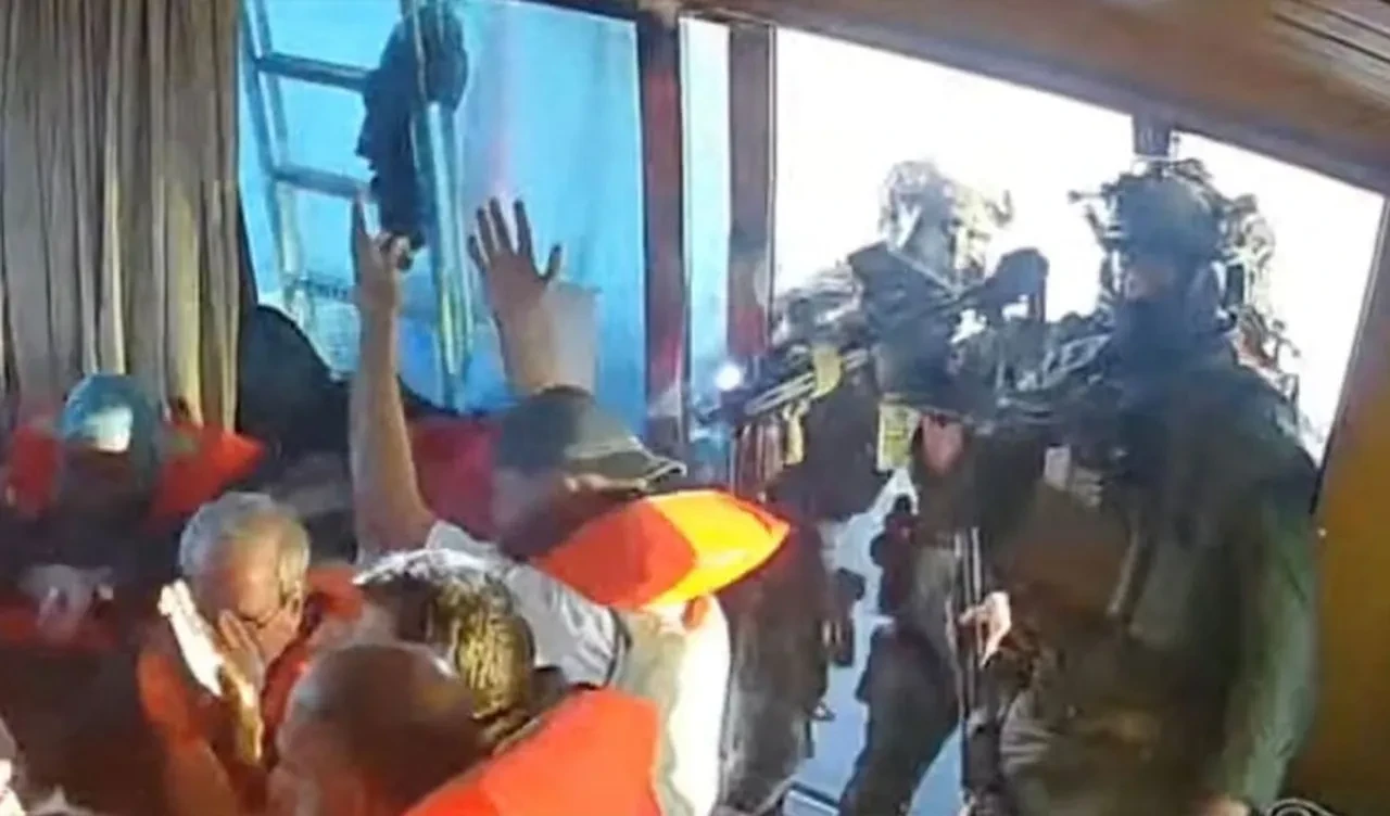 İsrail sınır dışı etti: Greta Thunberg dahil 171 aktivist gönderildi