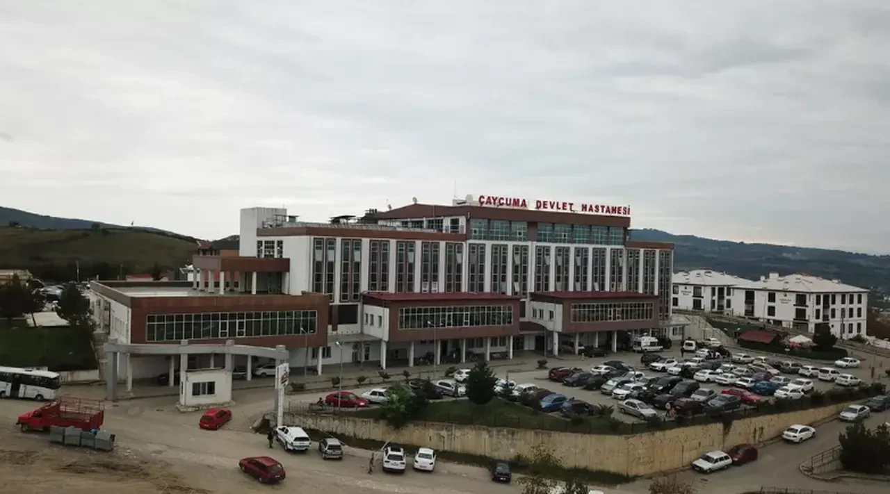 Karın ağrısıyla gelen çocuk doğuma alındı! Soruşturma başlatıldı