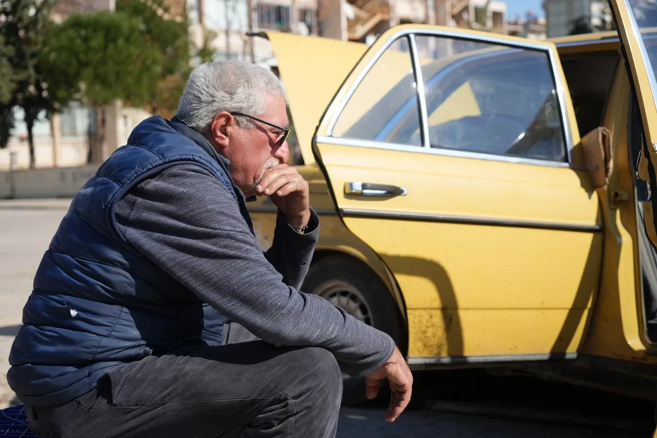 Kendisini 17 yerinden bıçaklayan karısını bankta yatarken gördü! Verdiği karar hayatını kararttı