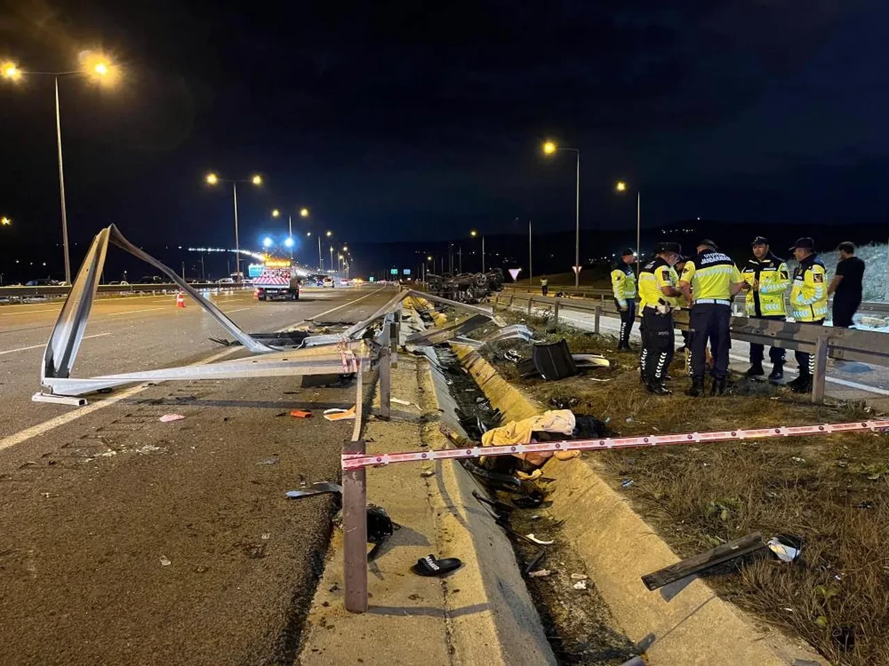 Kuzey Marmara Otoyolu’nda feci kaza : Ölü ve yaralılar var!