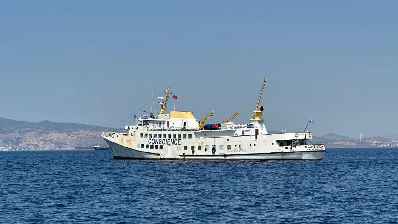 Özgürlük Filosu her şeyi göze aldı, Gazze'ye doğru ilerliyor: 25 farklı ülkeden 92 kişi