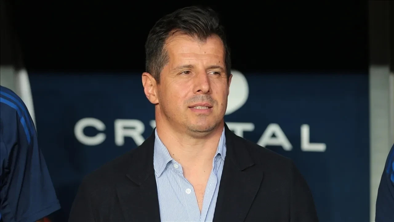 Antalyaspor Teknik Direktörü Emre Belözoğlu istifa etti! Adı Fenerbahçe ile anılıyordu