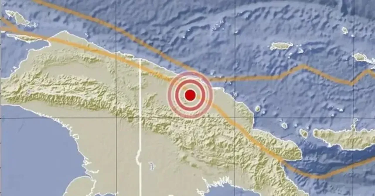 Ateş çemberi bölgesinde şiddetli deprem: Papua Yeni Gine 6,6 ile sallandı