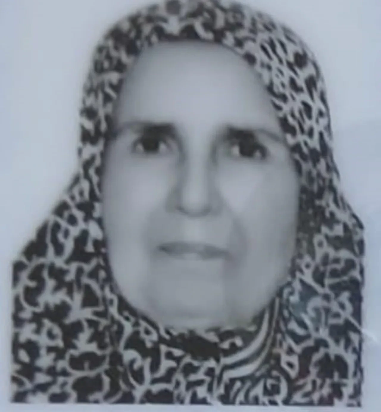 Çöp kamyonunun altında metrelerce sürüklendi! Cinayet gibi olayın görüntüleri ortaya çıktı