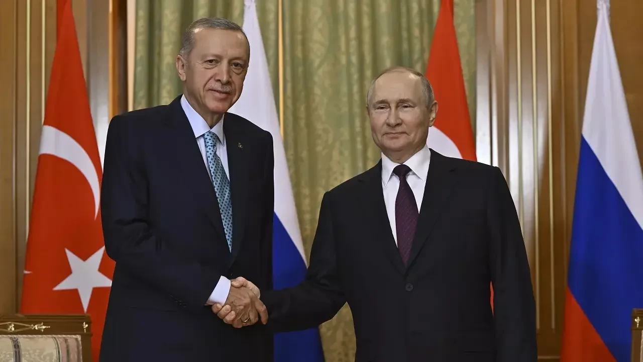Cumhurbaşkanı Erdoğan'dan kritik temas! Vladimir Putin ile görüştü