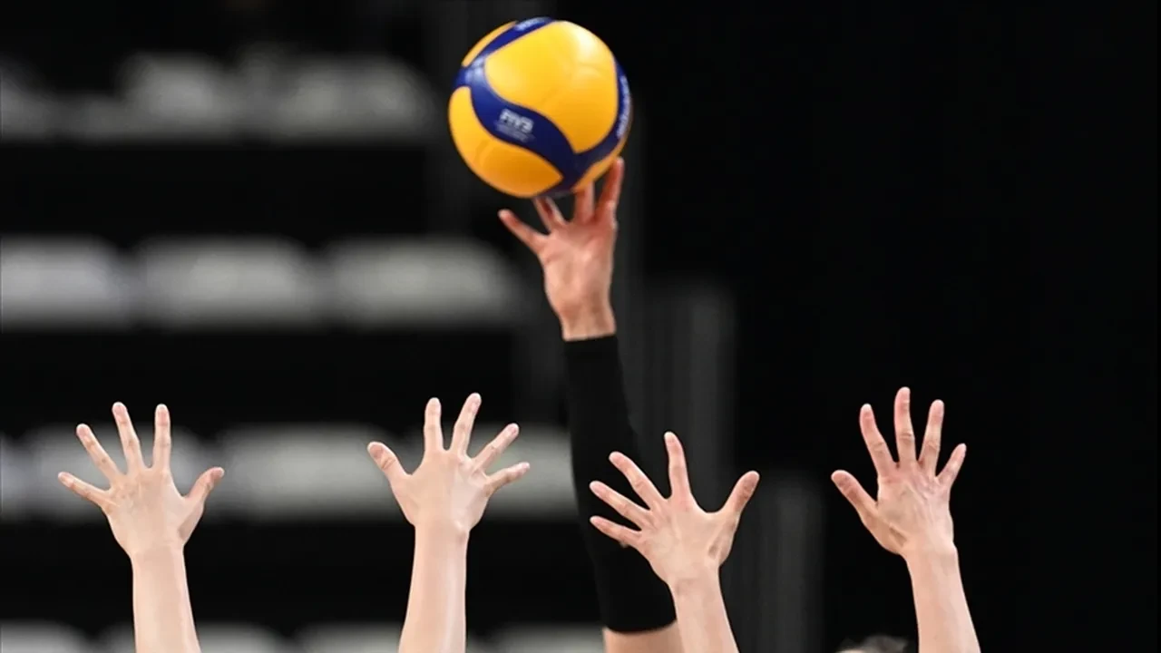 Fenerbahçe kadın voleybol takımı maçları ne zaman, saat kaçta? VakıfBank ile karşılaşacak