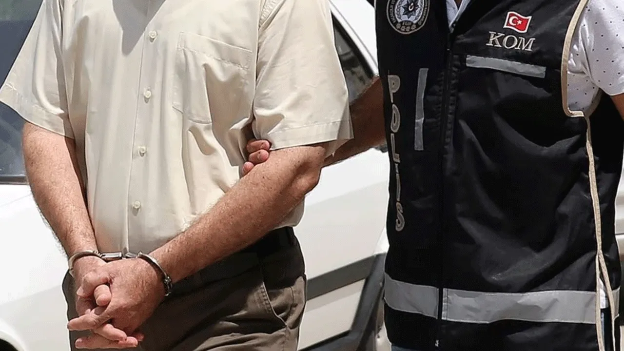 FETÖ'nün finansal yapılanmasına darbe: 6 şüpheli yakalandı
