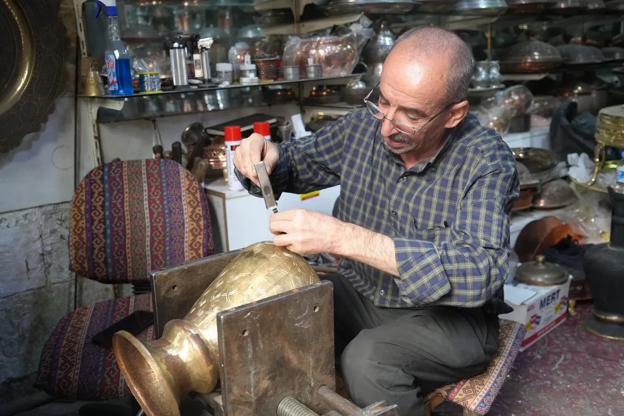 Gaziantepli usta ilmek ilmek işliyor, yurt dışından alıcısı var! Fiyatı ortalama 100 bin TL