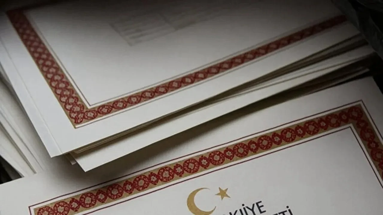 Sahte diploma çetesine yeni operasyon! Çok sayıda gözaltı var 