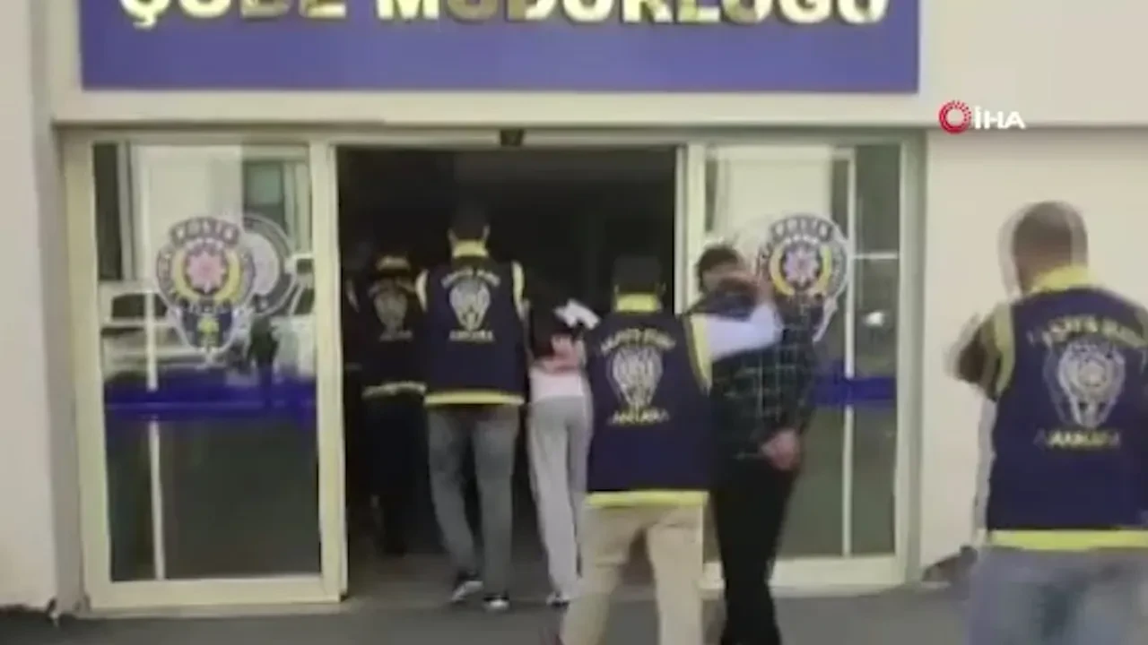 Silahlı paylaşım yapanlar yandı! Özel timler tek tek tespit etti: Çok sayıda gözaltı 