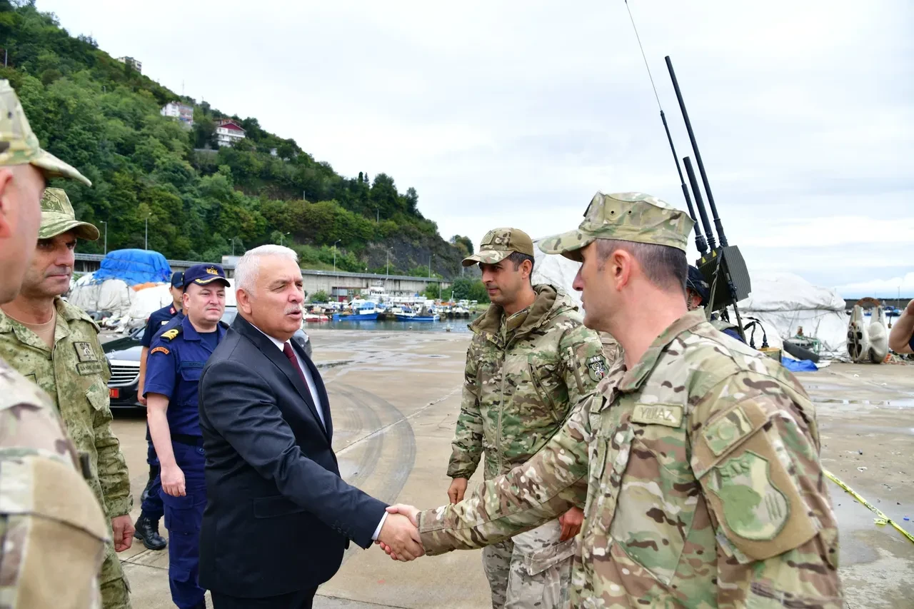 Artvin açıklarında insansız deniz aracı bulundu! Ekipler alarma geçti